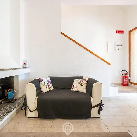 Estay - Stesi House - Parking - Aircon - Wifi 度假居 夸尔图-圣埃莱娜