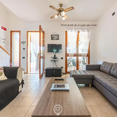度假居 Estay - Stesi House - Parking - Aircon - Wifi 夸尔图-圣埃莱娜