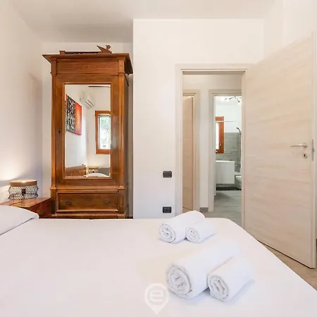Holiday home Estay - Stesi House - Parking - Aircon - Wifi *