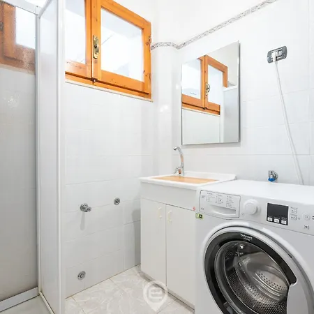 Estay - Stesi House - Parking - Aircon - Wifi *